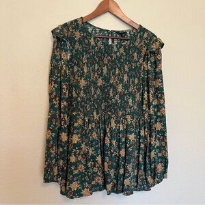 Torrid Smocked Green Floral Long-Sleeve Women's Top Size 1x (torrid size 1)